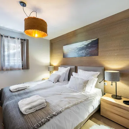 Penthouse à Avec Jacuzzi, Sauna, Piscine&salle De Sport - Fr-1-569-27 Appartement Megève